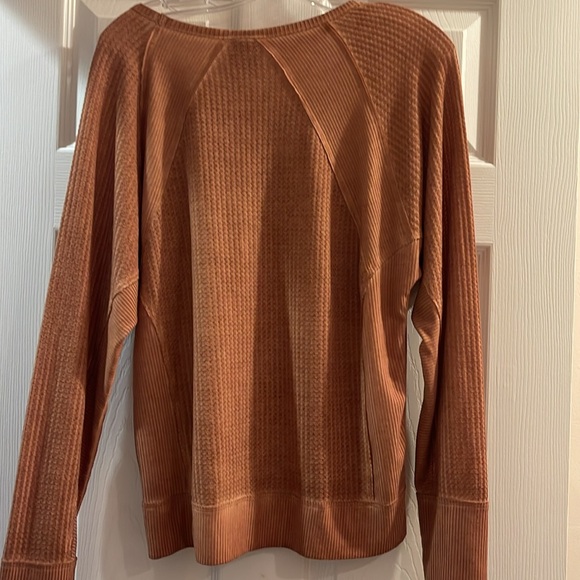 Women long sleeve blouse tan color - Picture 3 of 6